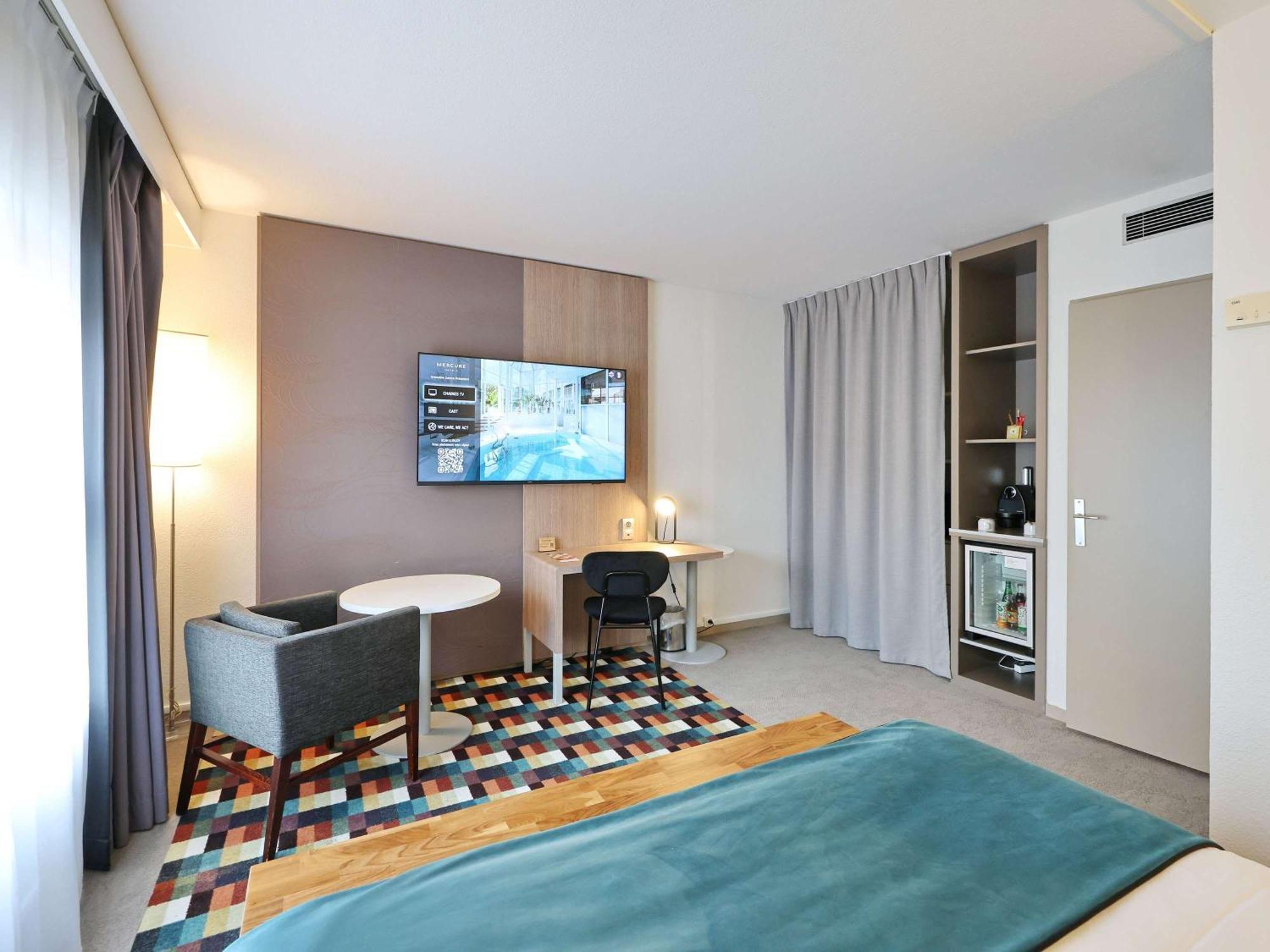 Mercure Grenoble Centre Porte Des Alpes Buitenkant foto