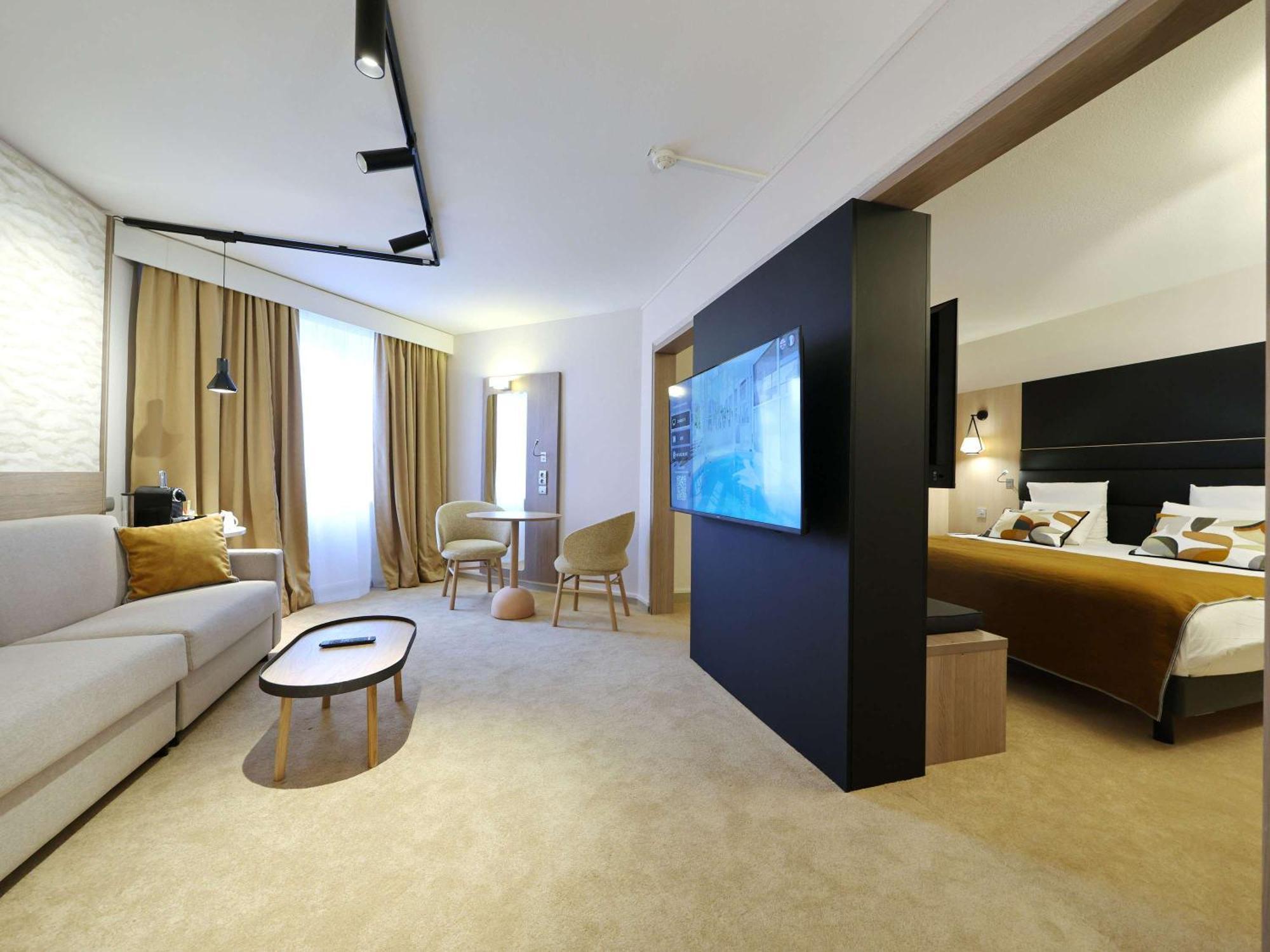 Mercure Grenoble Centre Porte Des Alpes Buitenkant foto