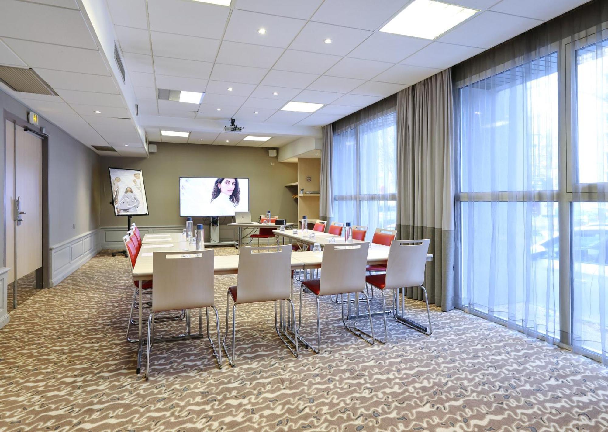 Mercure Grenoble Centre Porte Des Alpes Buitenkant foto